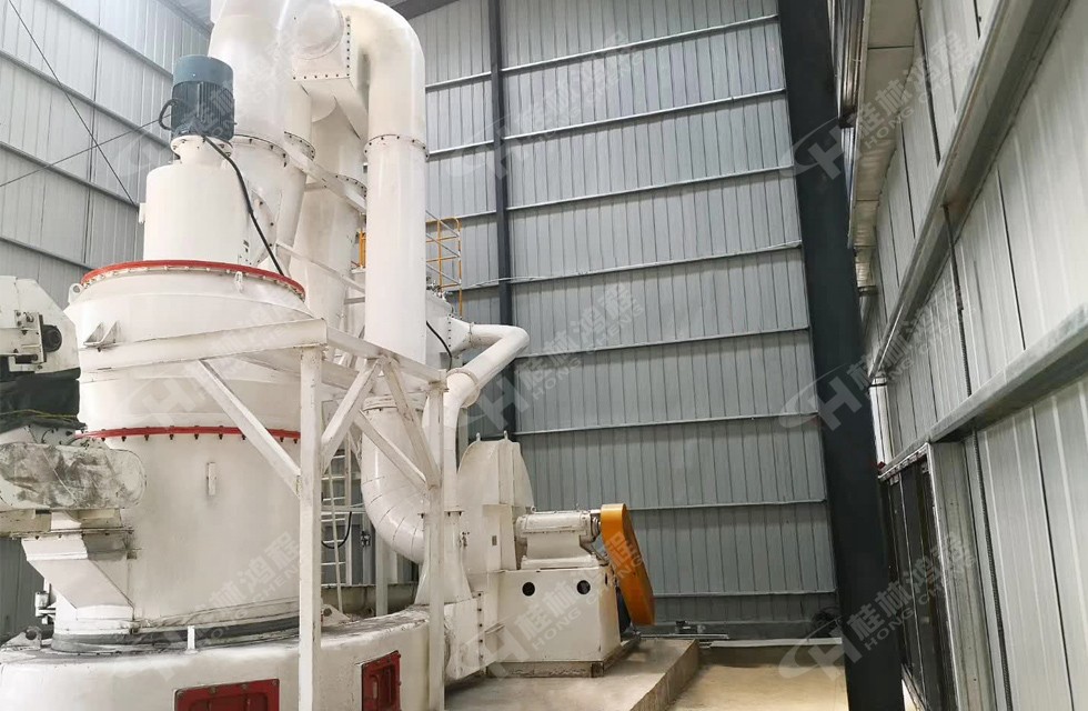 安徽黑滑石磨粉機HCQ1500-1