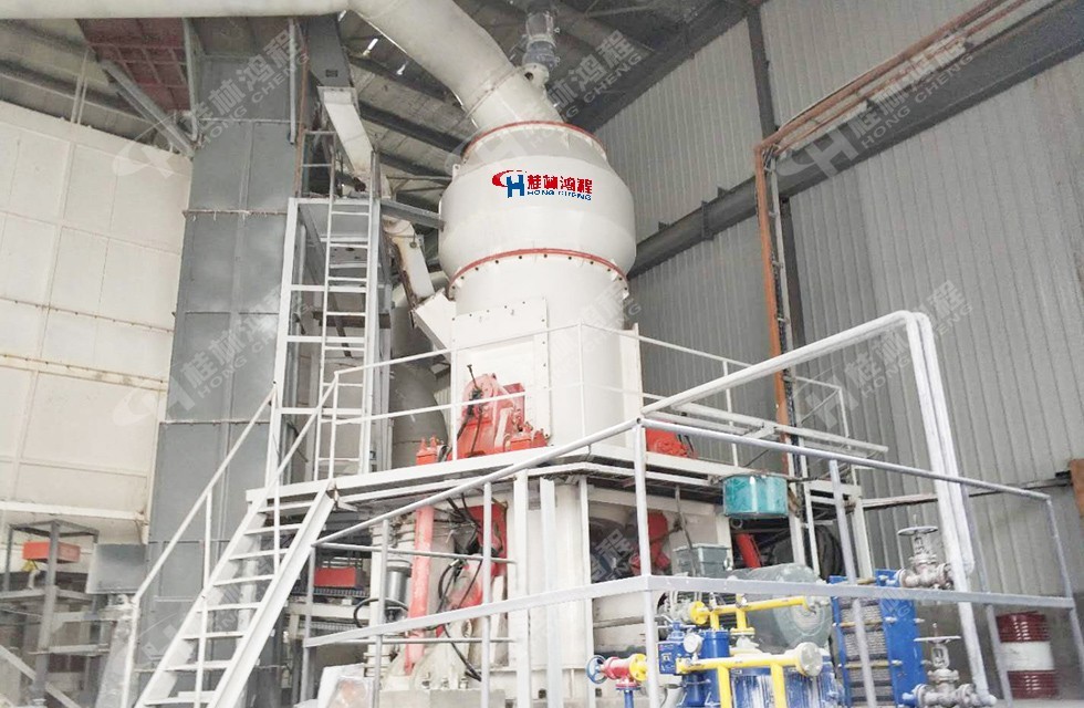 高嶺土加工粉磨生產線設備-HLM1300山西案例現場 高嶺土加工粉磨生產線設備-HLM1300山西案例現場