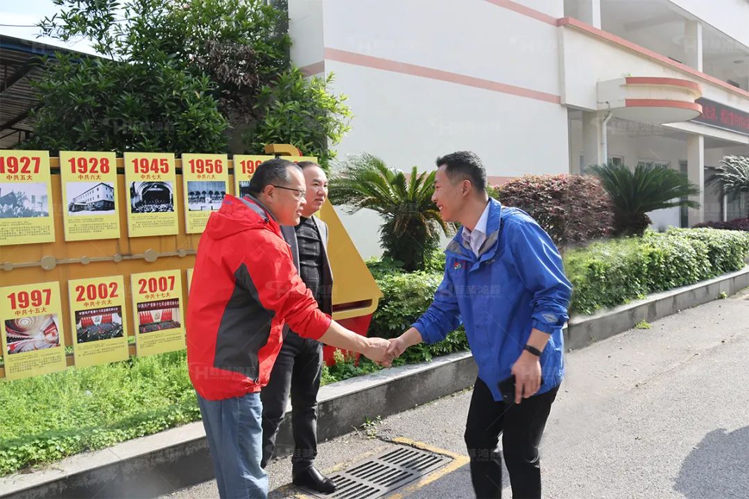 1711782106858215.jpg 4.jpg